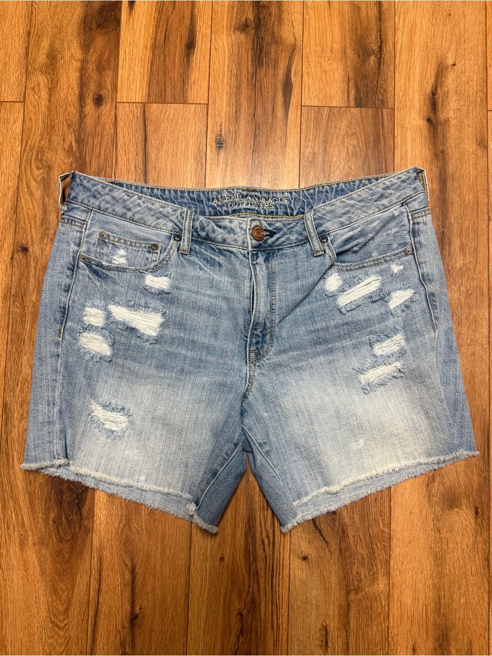 American Eagle Outfitters Light Blue Distressed Denim Jean Shorts
